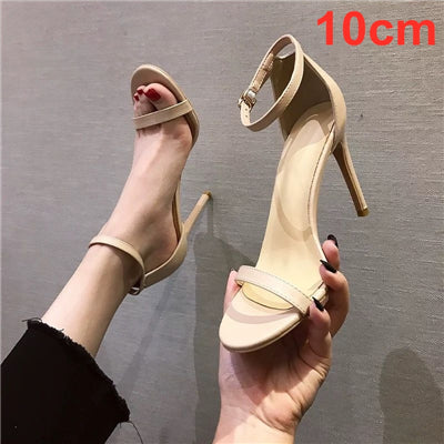 Cresfimix Femmes Hauts Talons Ladies Classic Black Patent Leather High Heel Stiletto Women Casual Summer Open Toe Shoes C5737
