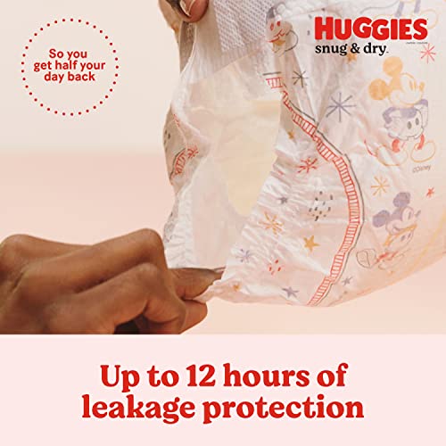 Huggies Snug & Dry Baby Diapers, Size 4, 180 Ct, One Month Supply