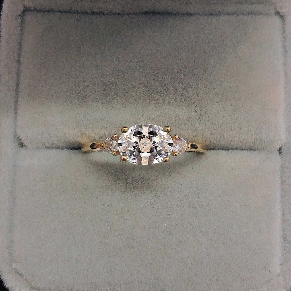 Wedding Dating Ring For Women Simple Solitaire Ring With Oval Candy Stone Zircon Gold Color Engagement Gift Fashion Jewelry R865