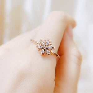 ZHOUYANG Crystal Flower Finger Rings For Women Elegant Fresh Style Zircon 3 Color Wedding Engagement Gift Fashion Jewelry R080