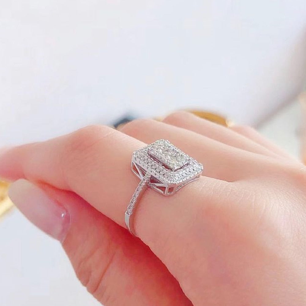 Huitan Sparkling Cubic Zirconia Rings for Women Luxury Trendy Square-shaped Wedding Bands Accessories High Quality 2022 Jewelry