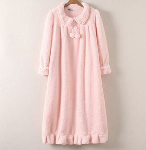 Strawberry Hooded Bathrobe Pajamas Fleece Nightwear Winter Women Warm Thick Coral Velvet Home Wear Nightgown Sleep Wear