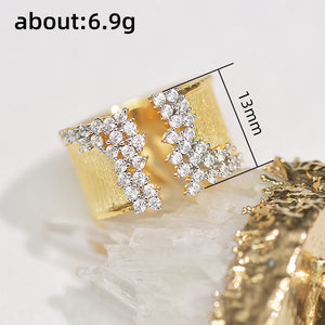 Huitan 2022 New Fashion Women&#39;s Finger Ring with CZ Stone Wiredrawing Effect Gold Color Wide Rings Luxury Female Jewelry Party