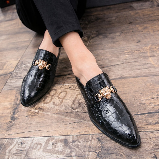 Men Dress Italian Leather Shoes Slip On Fashion Men Leather Moccasin Glitter Formal Male Shoes Pointed Toe Shoes For Men
