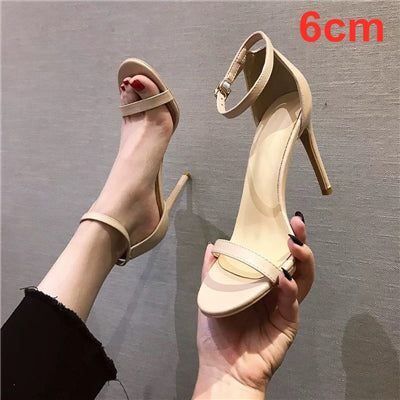 Cresfimix Femmes Hauts Talons Ladies Classic Black Patent Leather High Heel Stiletto Women Casual Summer Open Toe Shoes C5737