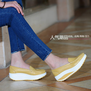 Nursing Shoes Non-slip Scrub Shoes Leather Shake Shoes Workwear Slip-ons Platform Shoes for Women