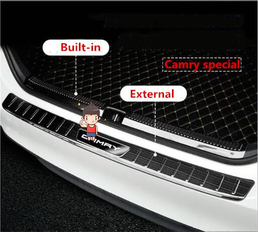 TOYOTA 18 Camry rear bumper nameplate   After door threshold name plate