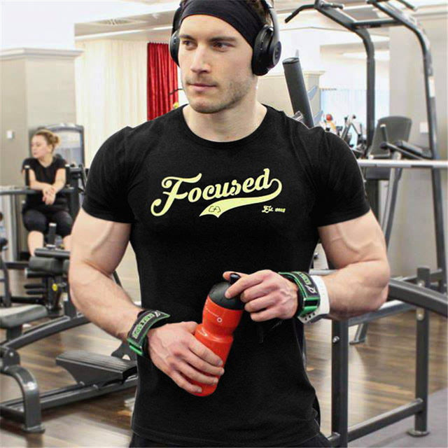 Red Gym T Shirt Men Breathable Fitness Sport Shirt Mens Workout Tshirt Man Running T-shirt Summer Sports Wear Top Rashgard Male