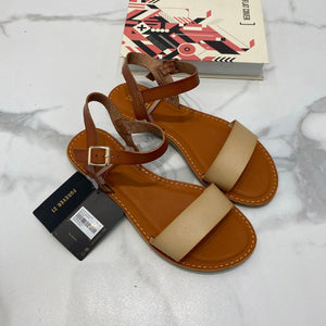 NAN JIU MOUNTAIN Summer Flat Sandals Women  Simple Bright Color Buckle Studded Beach Shoes Plus Size