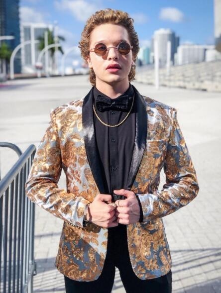 PYJTRL Men Shawl Lapel Blazer Designs Plus Size 5XL Black Velvet Gold Flowers Sequins Suit Jacket DJ Club Stage Singer Clothes