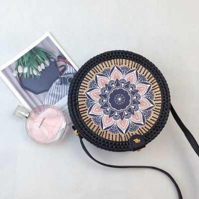 Round straw bag beach bag woven large capacity single shoulder hand crochet Summer girl bag