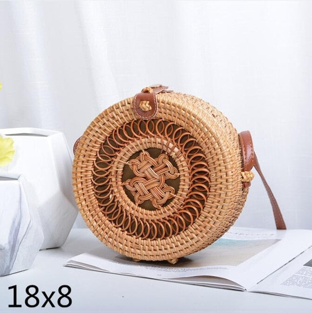 Round straw bag beach bag woven large capacity single shoulder hand crochet Summer girl bag