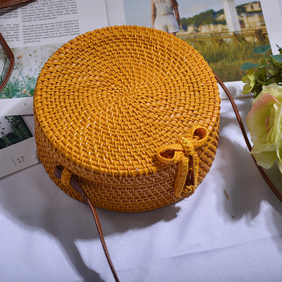 Round straw bag beach bag woven large capacity single shoulder hand crochet Summer girl bag