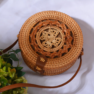 Round straw bag beach bag woven large capacity single shoulder hand crochet Summer girl bag