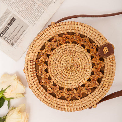 Round straw bag beach bag woven large capacity single shoulder hand crochet Summer girl bag
