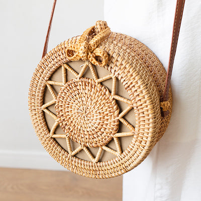 Round straw bag beach bag woven large capacity single shoulder hand crochet Summer girl bag