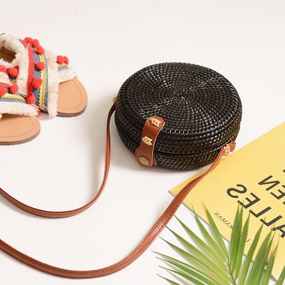 Round straw bag beach bag woven large capacity single shoulder hand crochet Summer girl bag