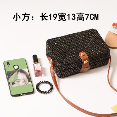 Round straw bag beach bag woven large capacity single shoulder hand crochet Summer girl bag