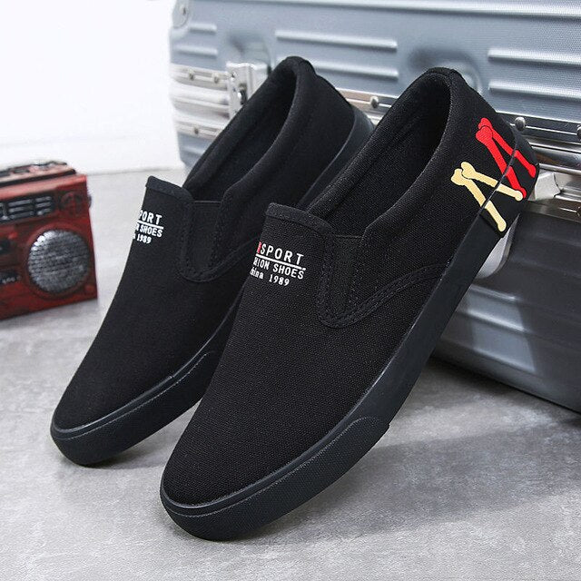 Spring New Men's Shoes Plus Size 39-47 Casual Sneakers White Canvas Shoes Boys Sport Sneakers Comfortable Men Loafers
