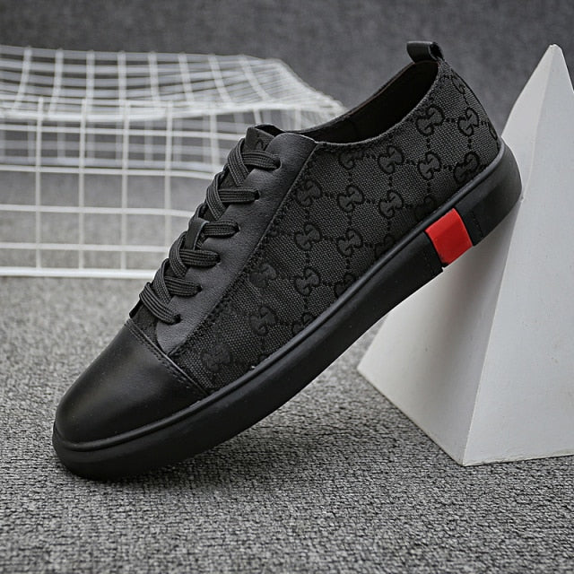 Men's casual shoes leather business party wedding moccasin shoes casual men's fashion trend Italian fashion loafers