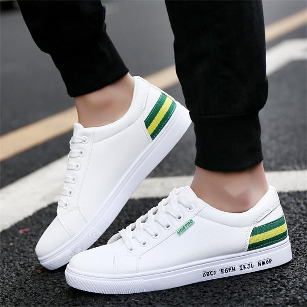 Men Skateboarding Shoes Canvas Sport  Cool Light Weight Sneakers Outdoor Athletic Shoes Man Breathable High Quality Shoes